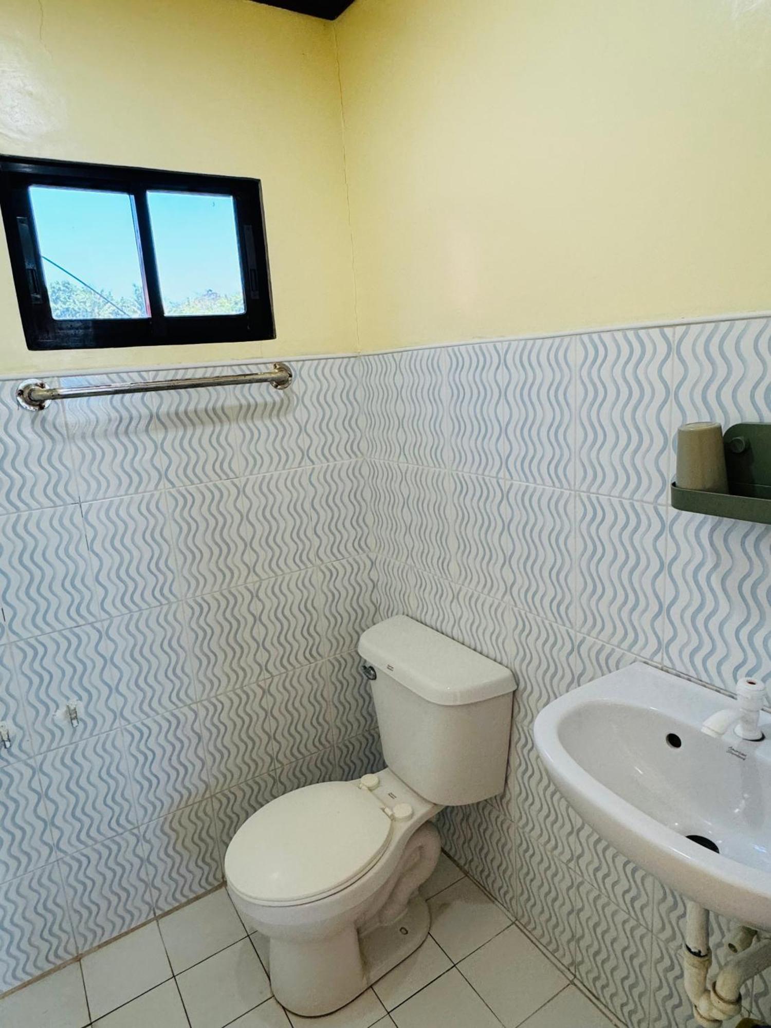 Edem Tourist Inn Malapascua Экстерьер фото
